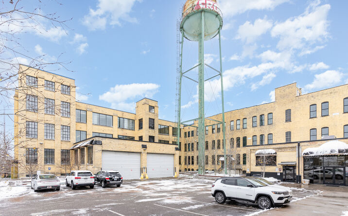 Pictures of Office property located at 755 Prior Ave N, Saint Paul, MN 55104 for lease - image #1