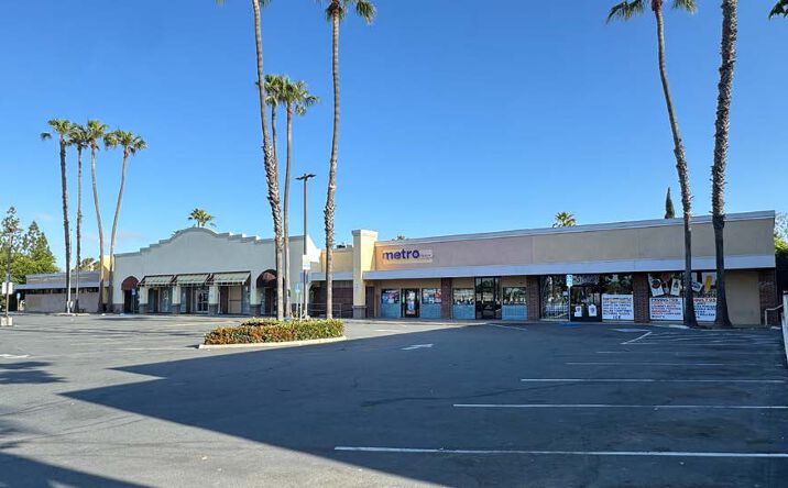 Pictures of Retail, Office property located at 1617-1629 W. 17th St, Santa Ana, CA 92607 for lease - image #1