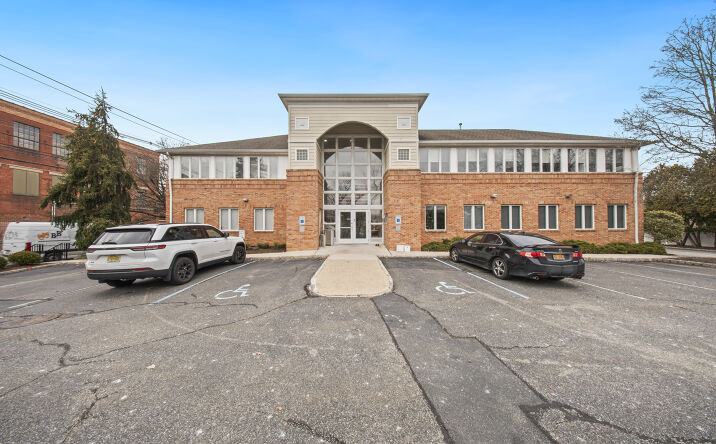 Pictures of Office property located at 96 E Main St, Little Falls Township, NJ 07424 for lease - image #1