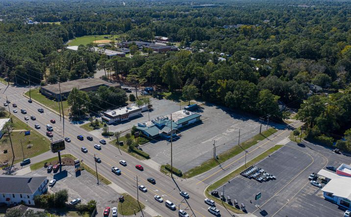 Pictures of Land property located at 1602, 1620 S College Road & 4502 Spirea Drive, Wilmington, NC 28403-7308 for lease - image #1