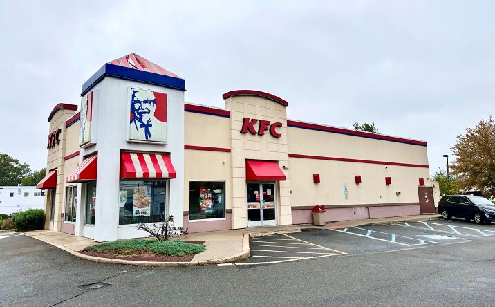 Pictures of Retail, Restaurant property located at 1 W Route 130 BURLINGTON, Cinnaminson, NJ 08077 for lease - image #1