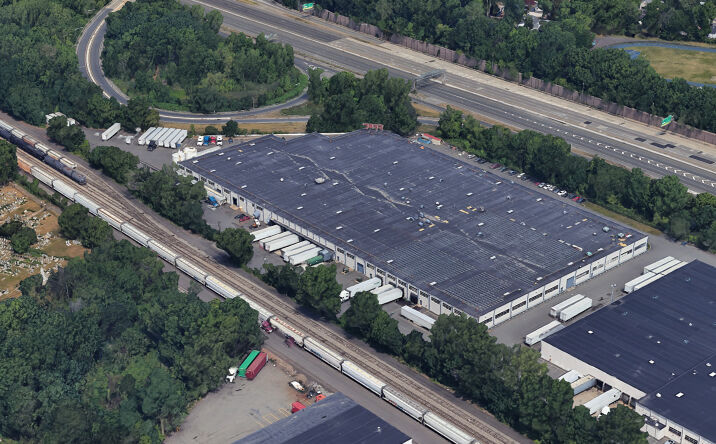 Pictures of Industrial property located at 301 Mayhill St, Saddle Brook, NJ 07662 for lease - image #1