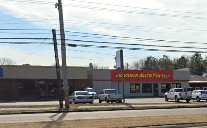 Pictures of Retail property located at 6989 Stage Rd, Bartlett, TN 38133 for lease - image #1