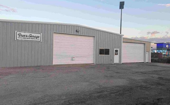 Pictures of Office, Industrial property located at 23718 Loop 494, Porter, TX 77365 for lease - image #1