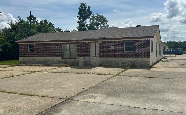 Pictures of Industrial property located at 214 Walcot Rd, Westlake, LA 70669 for lease - image #1