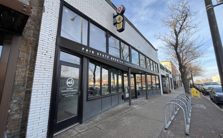 Pictures of Retail, Restaurant property located at 2506 Central Ave NE, Minneapolis, MN 55418 for lease - image #1