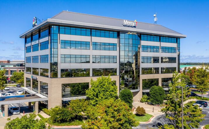 Pictures of Office property located at 3333 S Pinnacle Hills Pkwy, Rogers, AR 72758 for lease - image #1