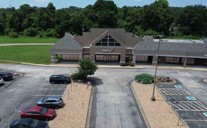 Pictures of Office property located at 301 S Broadview St, Cape Girardeau, MO 63703 for lease - image #1