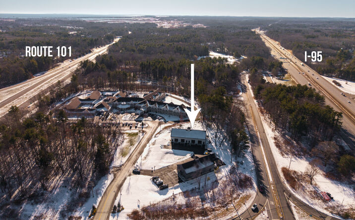 Pictures of Industrial property located at 300 Exeter Rd, Hampton, NH 03842 for lease - image #1