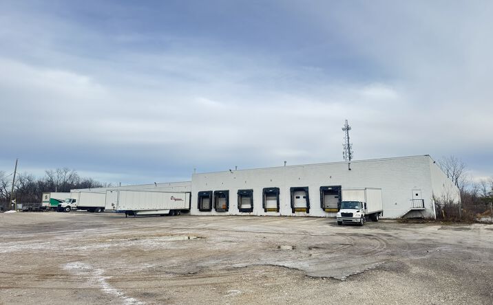 Pictures of Industrial property located at 880 W Waterloo Rd, Akron, OH 44314 for lease - image #1