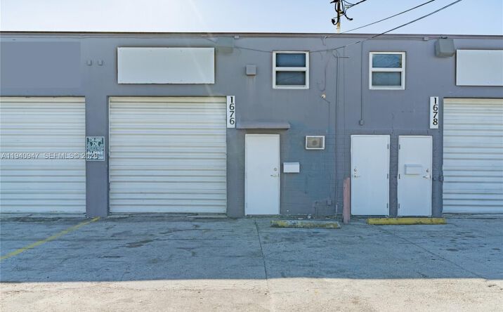 Pictures of Industrial property located at 1676 W 31st Pl, Hialeah, FL 33012 for lease - image #1