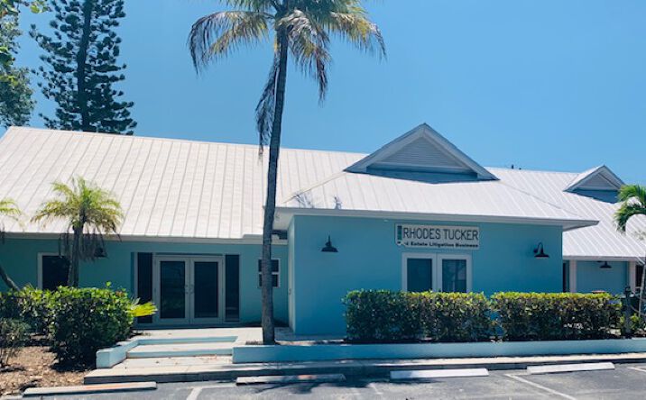 Pictures of Retail, Office, Restaurant property located at 2407 Periwinkle Way, Sanibel, FL 33957 for lease - image #1