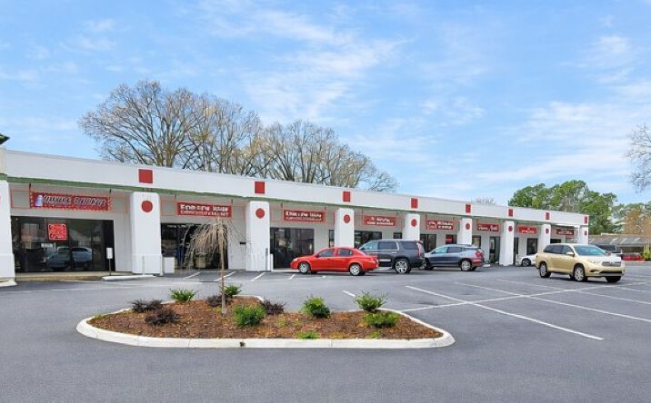 Pictures of Retail property located at 305 W Mountain St, Kernersville, NC 27284 for lease - image #1