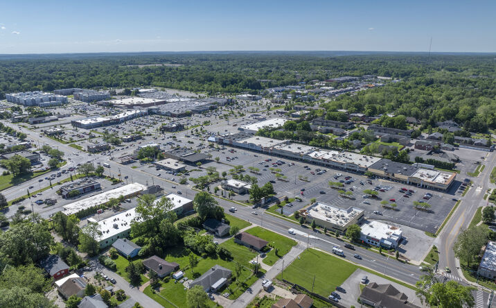 Pictures of Retail property located at 2504 E 3rd St, Bloomington, IN 47401 for lease - image #1