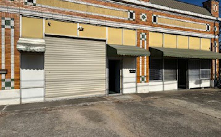 Pictures of Retail, Industrial property located at 1413 E Main St, Chattanooga, TN 37404 for lease - image #1