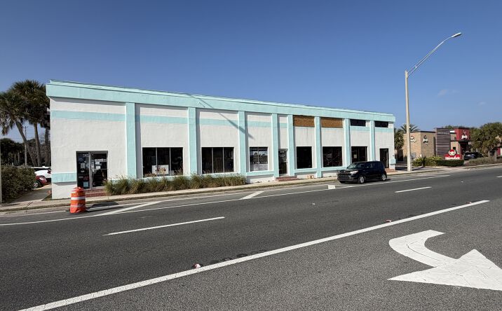 Pictures of Retail, Office property located at 416 3rd St S, Jacksonville Beach, FL 32250 for lease - image #1