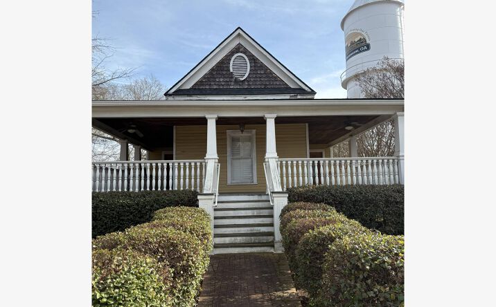 Pictures of Office property located at 2950 Cherokee St NW, Kennesaw, GA 30144 for lease - image #1