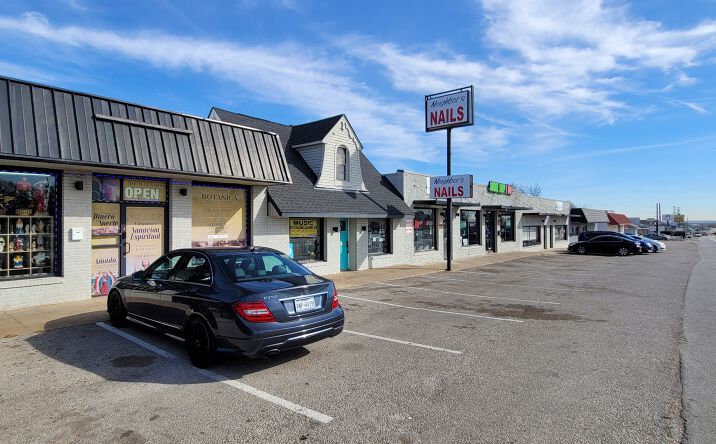 Pictures of Retail property located at 5909 E Lancaster Ave, Fort Worth, TX 76112 for lease - image #1