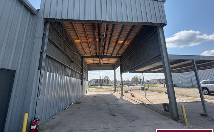 Pictures of Industrial property located at 4640 Washington Blvd, Beaumont, TX 77707 for lease - image #1