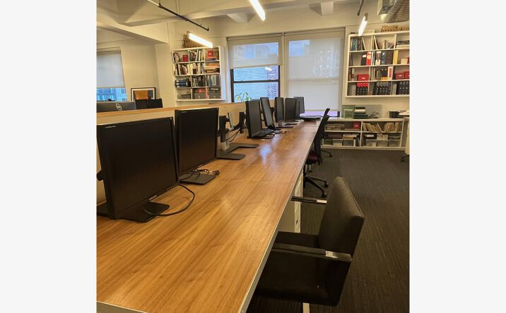 Pictures of Office property located at 39 W 37th St, New York, NY 10018 for lease - image #1