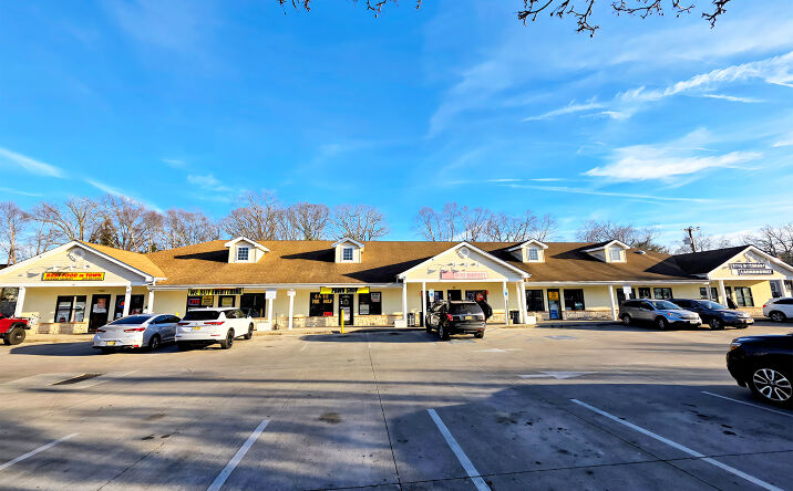 Pictures of Retail, Restaurant property located at 800 N New Rd, Pleasantville, NJ 08232 for lease - image #1