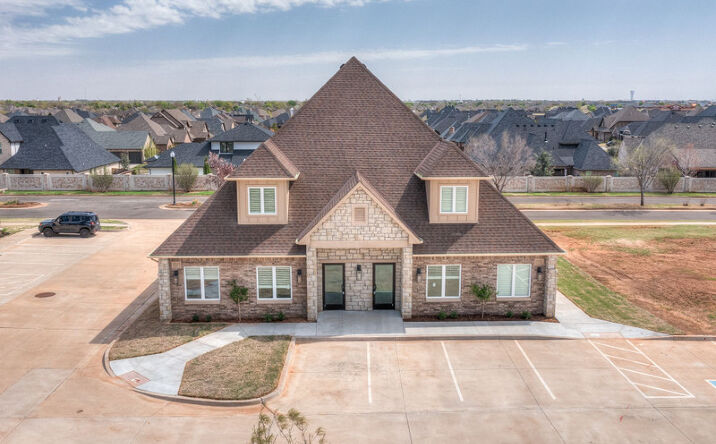Pictures of Office property located at 15121 Traditions Blvd, Edmond, OK 73013 for lease - image #1