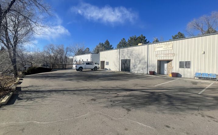 Pictures of Industrial property located at 3310 S Knox Ct, Englewood, CO 80110 for lease - image #1