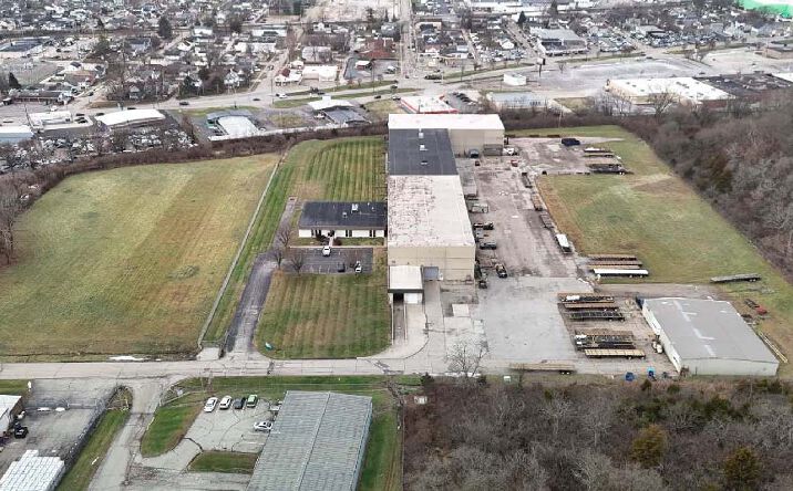 Pictures of Industrial property located at 2175 Schlichter Dr, Hamilton, OH 45015 for lease - image #1