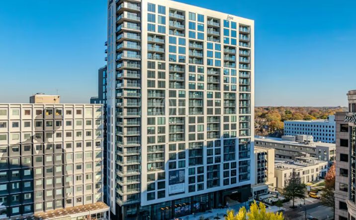 Pictures of Retail property located at 1441 Peachtree St NE, Atlanta, GA 30309 for lease - image #1