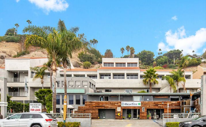 Pictures of Retail, Office property located at 22775 Pacific Coast Hwy, Malibu, CA 90265 for lease - image #1