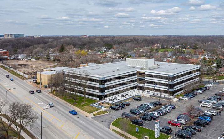 Pictures of Office property located at 1300 W Higgins Rd, Park Ridge, IL 60068 for lease - image #1