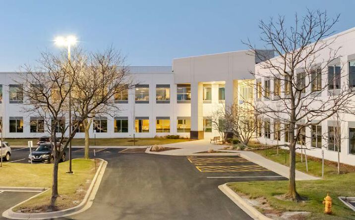 Pictures of Office property located at 2349 Lake St E, Addison, IL 60101 for lease - image #1