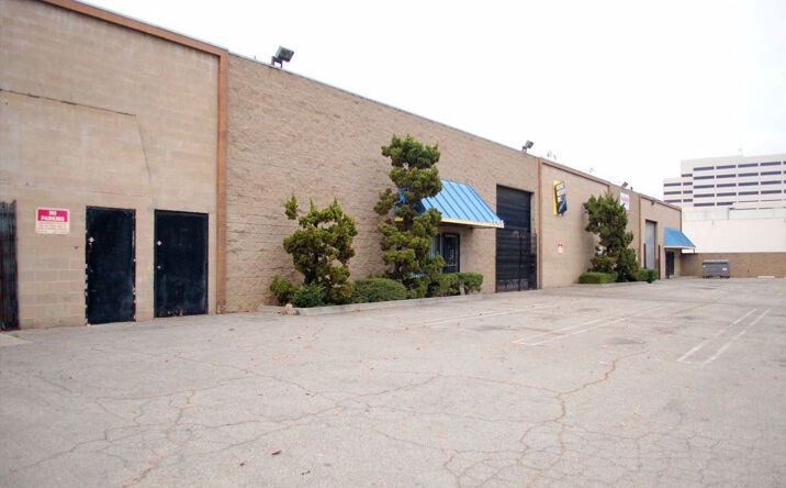 Pictures of Industrial property located at 2347 Pontius Ave, Los Angeles, CA 90064 for lease - image #1