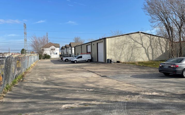 Pictures of Industrial property located at 5903 Gardendale Dr, Houston, TX 77092 for lease - image #1