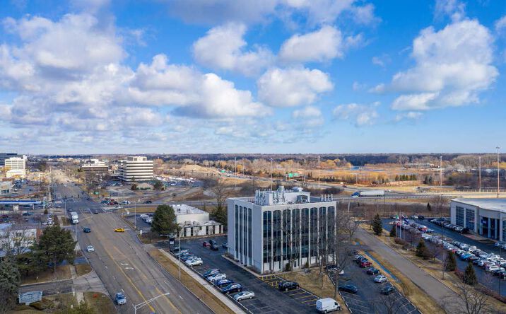 Pictures of Office property located at 899 Skokie Blvd, Northbrook, IL 60062 for lease - image #1