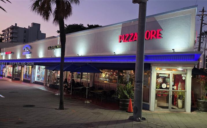 Pictures of Retail property located at 707 71st St, Miami Beach, FL 33141 for lease - image #1