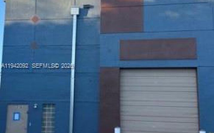 Pictures of Industrial property located at 20200 NW 2nd Ave # C10, Miami Gardens, FL 33169 for lease - image #1