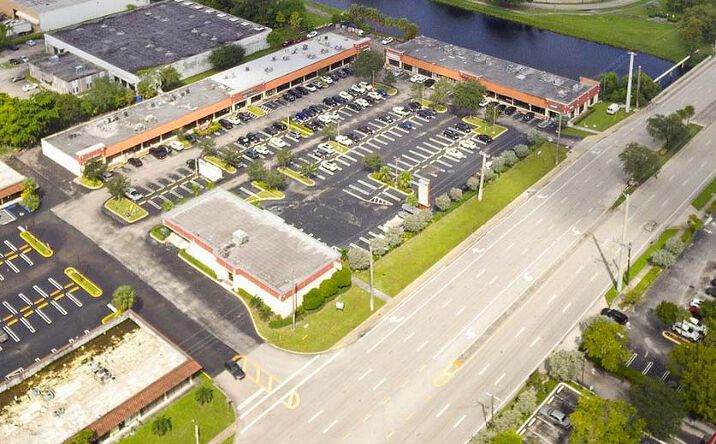 Pictures of Office property located at 1291 S Powerline Rd, Pompano Beach, FL 33071 for lease - image #1