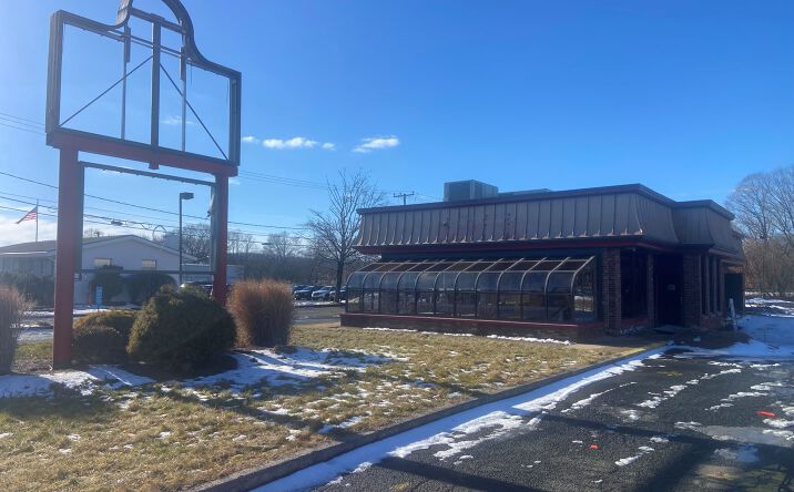 Pictures of Retail property located at 674 N Colony Rd, Wallingford, CT 06492 for lease - image #1