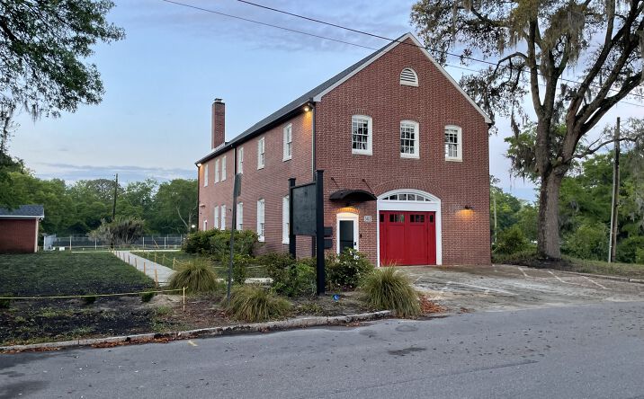 Pictures of Retail, Office property located at 302 Willard St, Wilmington, NC 28401 for lease - image #1