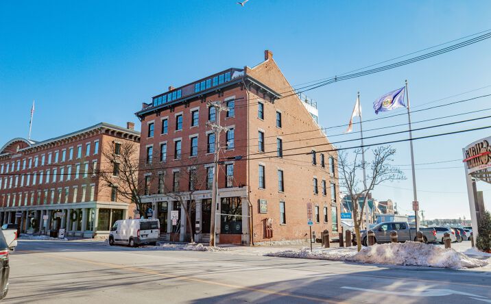 Pictures of Retail property located at 136 Commercial St, Portland, ME 04101 for lease - image #1
