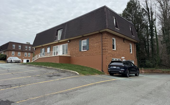 Pictures of Office, Retail property located at 3504 Vest Mill Rd, Winston-Salem, NC 27103 for lease - image #1