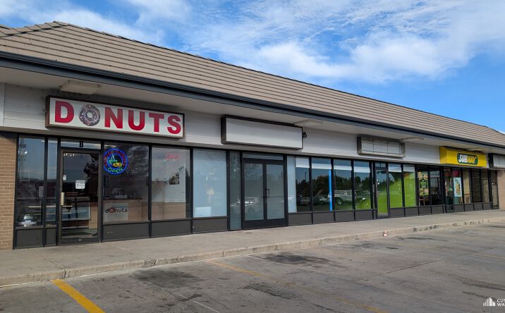 Pictures of Retail property located at 1801 Hover St, Longmont, CO 80503 for lease - image #1