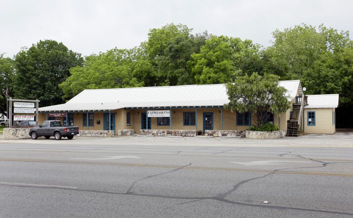 Pictures of Office, Retail property located at 209 US-90, Castroville, TX 78009 for lease - image #1