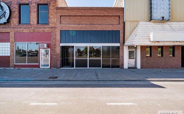 Pictures of Retail, Office, Industrial property located at 27 NW Main St, Blackfoot, ID 83221 for lease - image #1