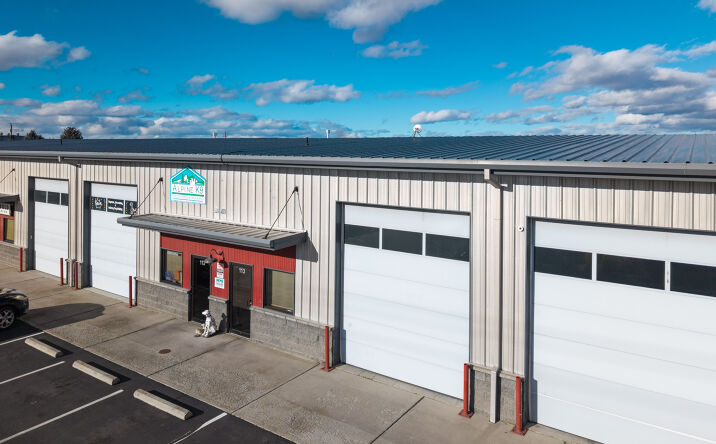 Pictures of Industrial property located at 675 NE Hemlock Ave, Redmond, OR 97756 for lease - image #1