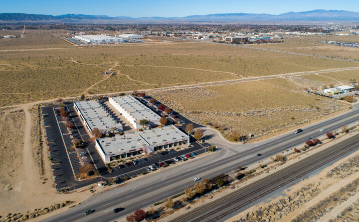 Pictures of Retail property located at Sierra Hwy, Lake Los Angeles, CA 93550 for lease - image #1