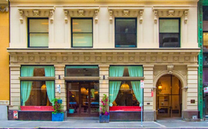 Pictures of Retail, Restaurant property located at 252 California St, San Francisco, CA 94111 for lease - image #1