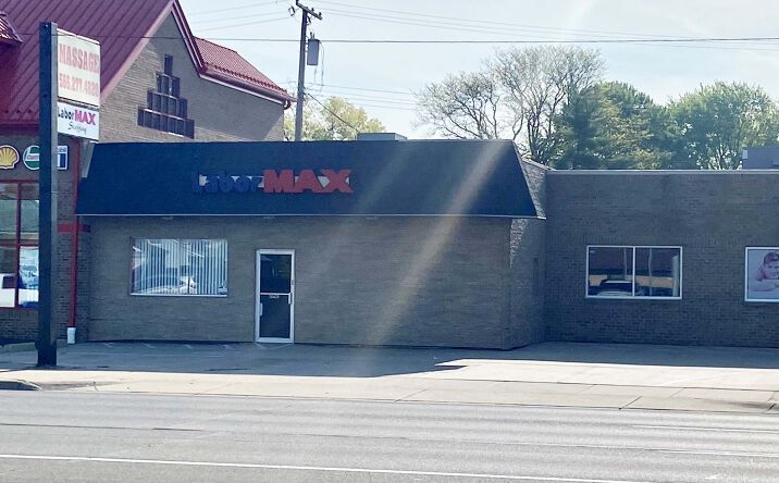 Pictures of Retail, Office property located at 26428 Van Dyke Ave, Center Line, MI 48015 for lease - image #1