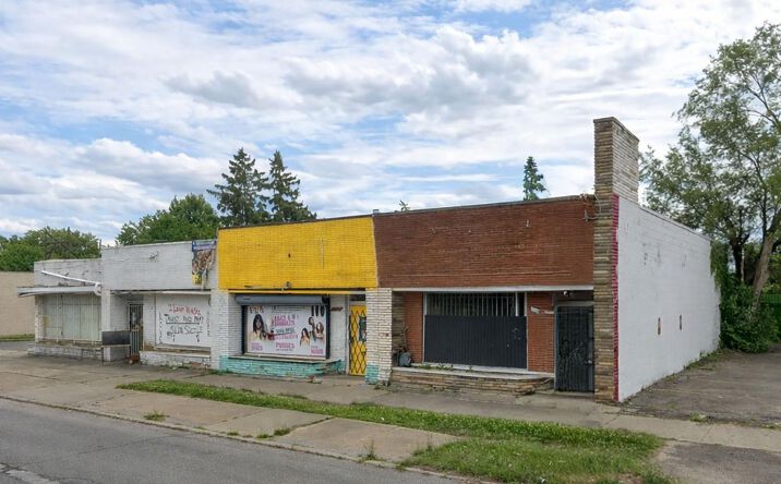 Pictures of Retail property located at 16315 Seven Mile W, Detroit, MI 48235 for lease - image #1